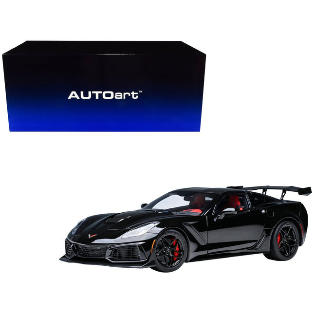 https://cdn.shopify.com/s/files/1/0504/9925/6496/files/2019-chevrolet-corvette-c7-zr1-black-with-carbon-top-118-model-car-by-autoart-853023.jpg?v=1756087043
