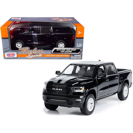 https://cdn.shopify.com/s/files/1/0504/9925/6496/files/2019-ram-1500-laramie-crew-cab-pickup-truck-black-with-silver-stripes-124-diecast-model-car-by-motormax-584063.jpg?v=1748418020
