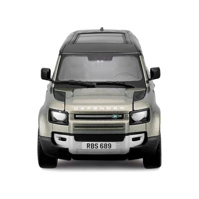 https://cdn.shopify.com/s/files/1/0504/9925/6496/products/2022-land-rover-defender-110-green-metallic-with-black-top-and-sunroof-124-diecast-model-car-by-bburago-208348.jpg?v=1748421313