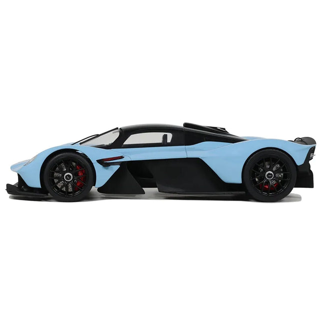 https://cdn.shopify.com/s/files/1/0504/9925/6496/files/2023-aston-martin-valkyrie-light-blue-with-black-top-118-model-car-by-gt-spirit-389742.jpg?v=1756087026