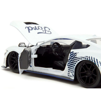 https://cdn.shopify.com/s/files/1/0504/9925/6496/files/2024-ford-mustang-dark-house-white-with-mustang-horse-graphics-bigtime-muscle-series-124-diecast-model-car-by-jada-894252.jpg?v=1756087350