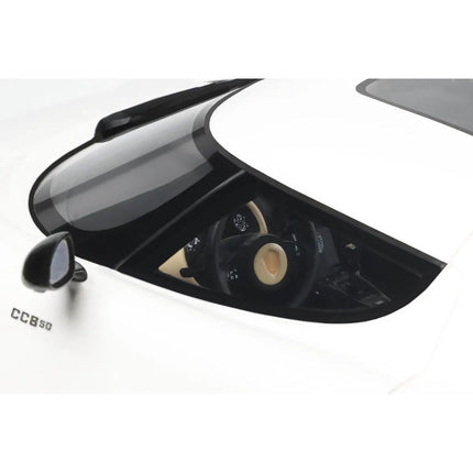 https://cdn.shopify.com/s/files/1/0504/9925/6496/files/2024-koenigsegg-cc850-crystal-white-118-model-car-by-gt-spirit-881512.jpg?v=1756086918