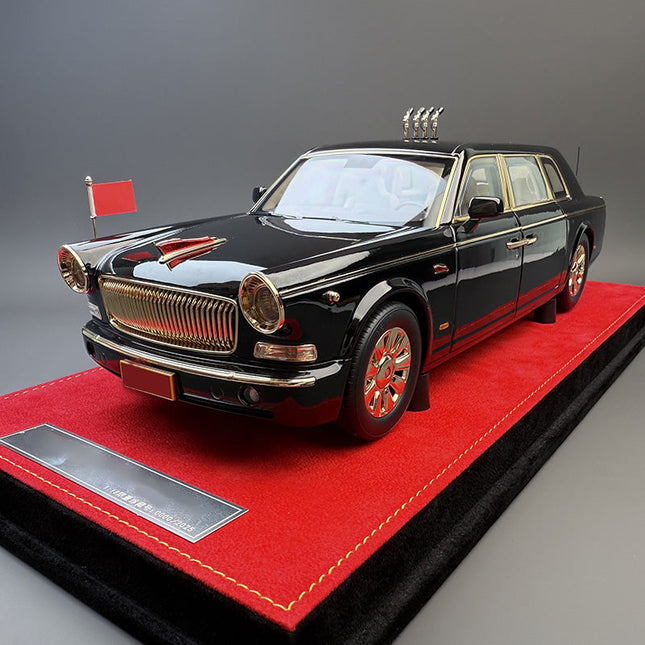 Hongqi Classic Sedan Black 1:18 Diecast Model Car - detailed collector display model