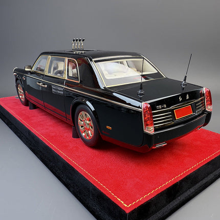 Hongqi Classic Sedan Black 1:18 Diecast Model Car - collectible scale model car
