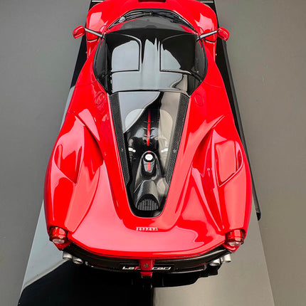 Amalgam Ferrari LaFerrari Rosso Red 1:18 Resin Model Car - showroom-quality model replica