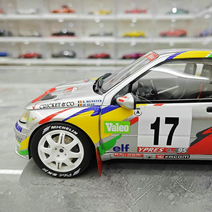 Otto Renault Clio Maxi Kit No.17 Livery 1:18 Resin Model Car - detailed die-cast style model