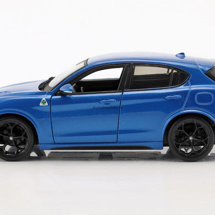 https://automodele.eu/environment/cache/images/productGfx_11962_0_0/21086Bu-Alfa-Romeo-Stelvio-2017-Bburago-124.jpg
