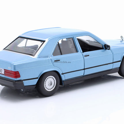 https://automodele.eu/environment/cache/images/productGfx_737362_0_0/21103Bu-Mercedes-Benz-190E-2.6-W201-1987-Bburago-124.jpg