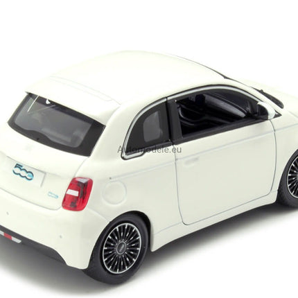 https://automodele.eu/environment/cache/images/productGfx_747700_0_0/21110Wh-Fiat-500e-500-E-2023-White-Bburago-124.jpg