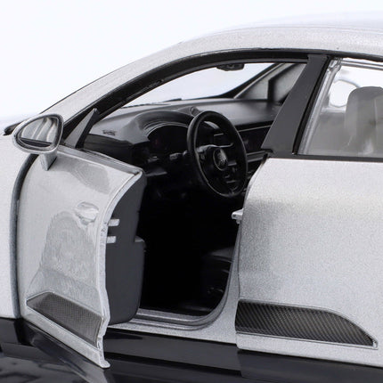 https://automodele.eu/environment/cache/images/productGfx_757592_0_0/21114-Porsche-Macan-4-Turbo-Electric-2024-Silver-Bburago-124.jpg