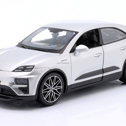 https://automodele.eu/environment/cache/images/productGfx_757589_0_0/21114Sl-Porsche-Macan-4-Turbo-Electric-2024-Silver-Bburago-124.jpg