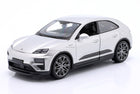 https://automodele.eu/environment/cache/images/productGfx_757589_0_0/21114Sl-Porsche-Macan-4-Turbo-Electric-2024-Silver-Bburago-124.jpg