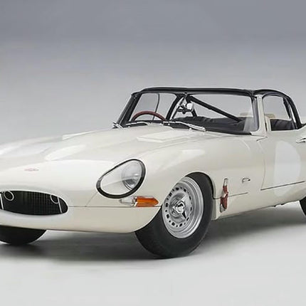 AutoArt Jaguar Lightweight E-Type White 1:18 Diecast Model Car - collector edition scale model
