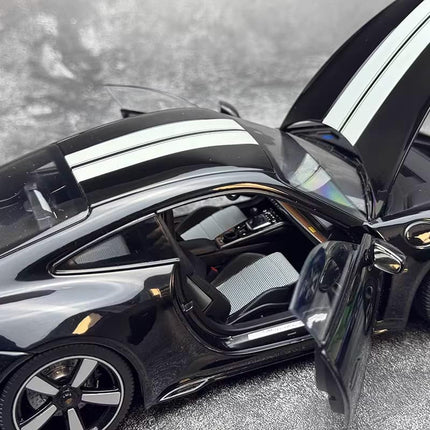 Minichamps Porsche 911 (992) Sport Classic 2022 1:18 Diecast Model Car - premium collector scale model