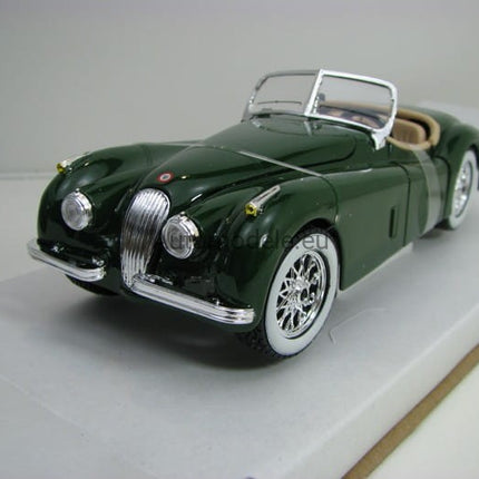 https://automodele.eu/environment/cache/images/productGfx_203535_0_0/22018Gr-Jaguar-XK-120-Roadster-1948-Bburago-124.jpg