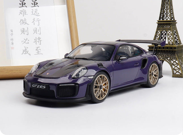 GT Spirit Porsche 911 (991.2) Ultraviolet Purple 1:18 Resin Model Car - studio product photo of the scale model