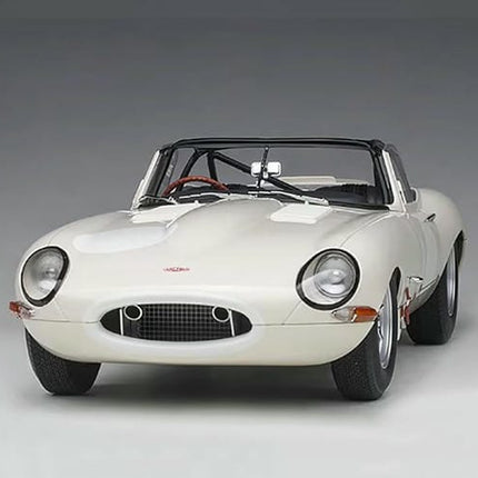 AutoArt Jaguar Lightweight E-Type White 1:18 Diecast Model Car - scale model collectible piece