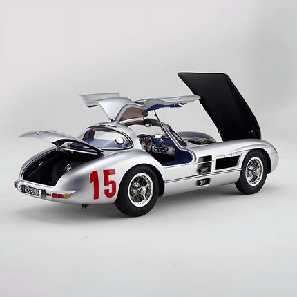 CMC Mercedes-Benz 300 SLR 1955 Uhlenhaut Coupe Silver 1:18 Diecast Model Car - detailed model car replica