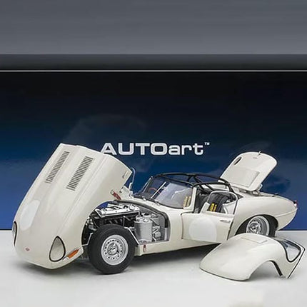 AutoArt Jaguar Lightweight E-Type White 1:18 Diecast Model Car - detailed collector display model