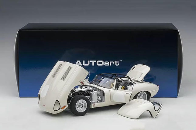 AutoArt Jaguar Lightweight E-Type White 1:18 Diecast Model Car - detailed collector display model