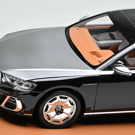 Vehicle Art Audi A8L Horch Black-Silver 1:18 Resin Model Car - scale model for display