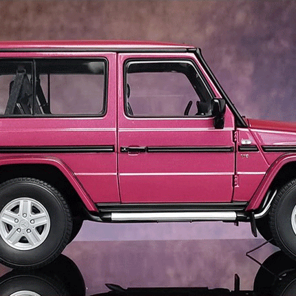 AutoArt Mercedes-Benz G500 1998 SWB 1:18 Diecast Model Car - collectible scale model car