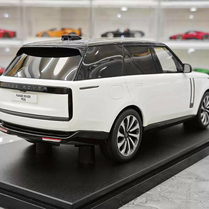 GT Spirit Range Rover P530 White GT533 1:18 Resin Model Car - showroom-quality model replica