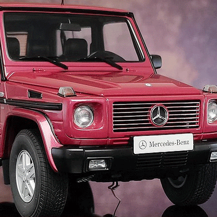 AutoArt Mercedes-Benz G500 1998 SWB 1:18 Diecast Model Car - detailed die-cast style model