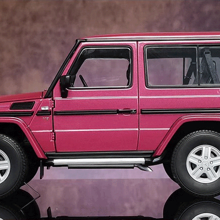 AutoArt Mercedes-Benz G500 1998 SWB 1:18 Diecast Model Car - fine detailed model replica