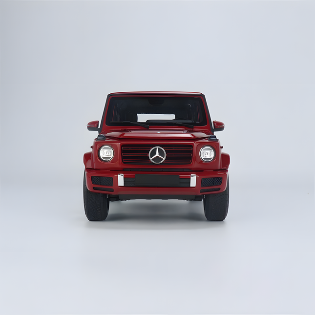 Minichamps 2020 Mercedes-Benz G-Class W463 1:18 Diecast Model Car - studio product photo of the scale model