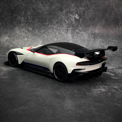 AutoArt Aston Martin Vulcan White 1:18 Diecast Model Car - premium collector scale model