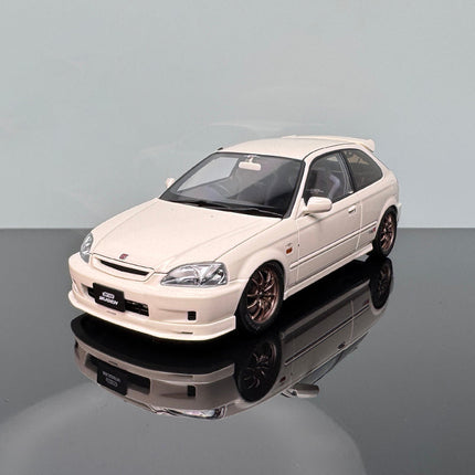 Motorhelix Honda Civic Type R EK9 Mugen Red 1:18 Diecast Model Car - studio product photo of the scale model