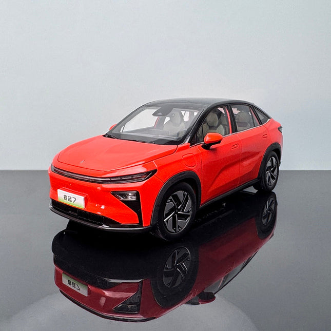 Ruilan 7 Red 1:18 Diecast Model Car - detailed collector display model