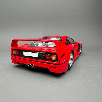 Montage Ferrari F40 Standard Red 1:18 Diecast Model Car - fine detailed model replica