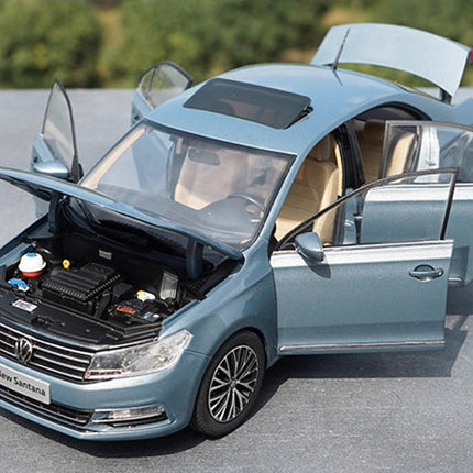 Shanghai Volkswagen Original Santana Sedan 1:18 Diecast Model Car - hand-finished display model