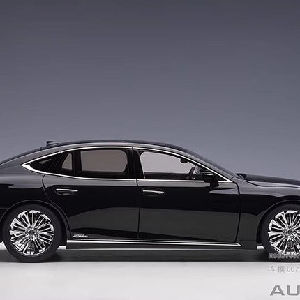 AutoArt Lexus LS500 Black 1:18 Diecast Model Car - fine detailed model replica