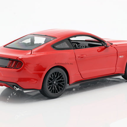 https://automodele.eu/environment/cache/images/productGfx_693671_0_0/31197-Ford-Mustang-GT-2015-Maisto-118.jpg