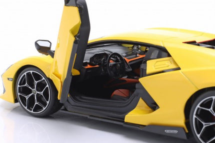https://automodele.eu/environment/cache/images/productGfx_741036_500_500/31463-06487-YEL-Lamborghini-Revuelto-Hybrid-2023-Yellow-Limited-Edition-Maisto-118.jpg