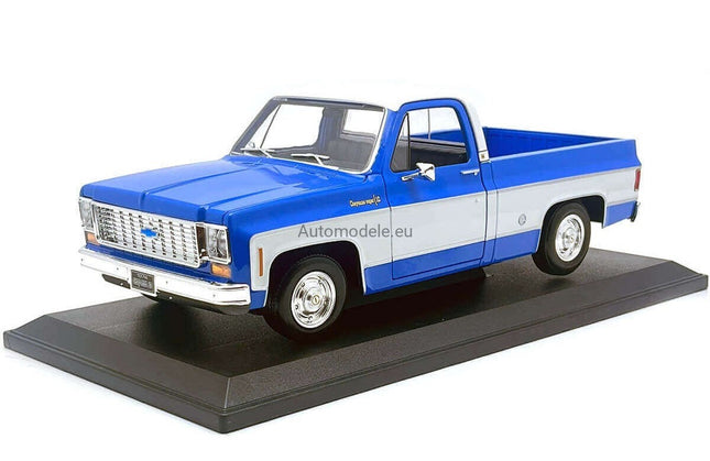 https://automodele.eu/environment/cache/images/productGfx_759785_0_0/31467-Chevrolet-C10-Cheyenne-Super-Pick-Up-1974-Blue--White-Maisto-118.jpg