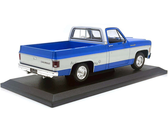 https://automodele.eu/environment/cache/images/productGfx_759786_0_0/31467Bu-Chevrolet-C10-Cheyenne-Super-Pick-Up-1974-Blue--White-Maisto-118.jpg