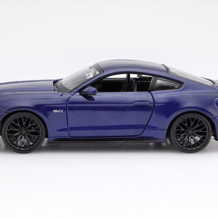 https://automodele.eu/environment/cache/images/productGfx_11601_0_0/31508Bu-Ford-Mustang-GT-2015-Maisto-124.jpg