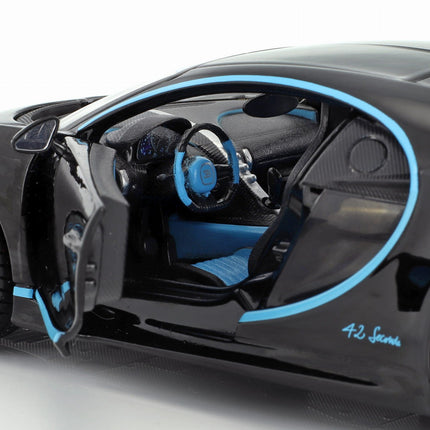 https://automodele.eu/environment/cache/images/productGfx_12131_0_0/31514Bk-Bugatti-Chiron-World-Record-Car-42-J.-P.-Montoya-Maisto-124.jpg