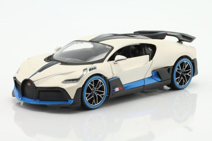 https://automodele.eu/environment/cache/images/productGfx_729406_500_500/31526-Bugatti-Divo-2018-Maisto-124.jpg