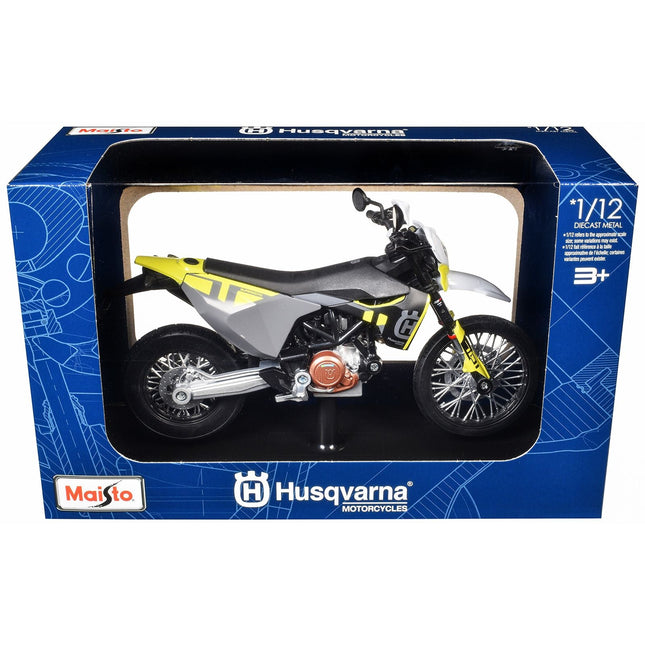 https://cdn.shopify.com/s/files/1/0504/9925/6496/files/32726BL-BOX__55559.jpg?v=1768319987