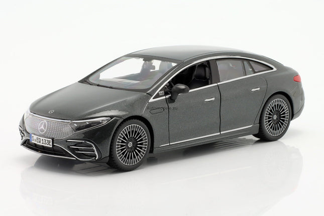 https://automodele.eu/environment/cache/images/productGfx_731195_0_0/32902-Mercedes-Benz-EQ-EQS-V297-Sedan-2022-Maisto-127.jpg