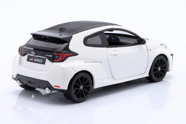 https://automodele.eu/environment/cache/images/productGfx_742087_0_0/32909W-Toyota-GR-Yaris-2021-White-Maisto-12.jpg