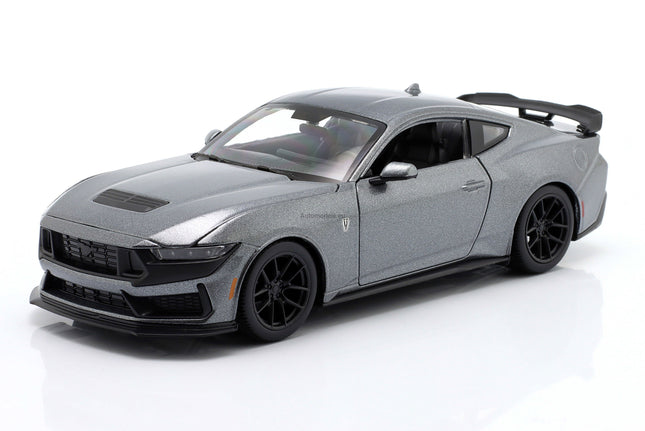 https://automodele.eu/environment/cache/images/productGfx_759386_0_0/32925-Ford-Mustang-Dark-Horse-Coupe-2024-Grey-Metallic-Maisto-124.jpg