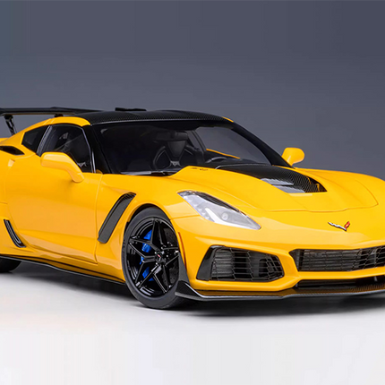 https://www.yxcarmodel.com/cdn/shop/files/34.png?v=1726106456&width=1946
