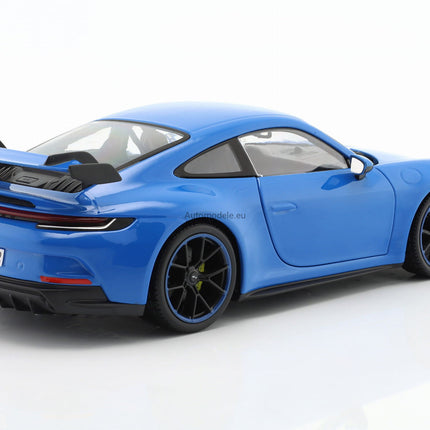 https://automodele.eu/environment/cache/images/productGfx_728206_0_0/36458Bu-Porsche-911-992-GT3-Coupe-2022-Maisto-118.jpg
