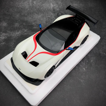 AutoArt Aston Martin Vulcan White 1:18 Diecast Model Car - detailed model car replica